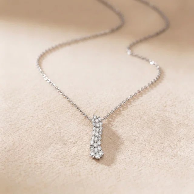Zenith Diamond Pendant-Chain in 18K White Gold