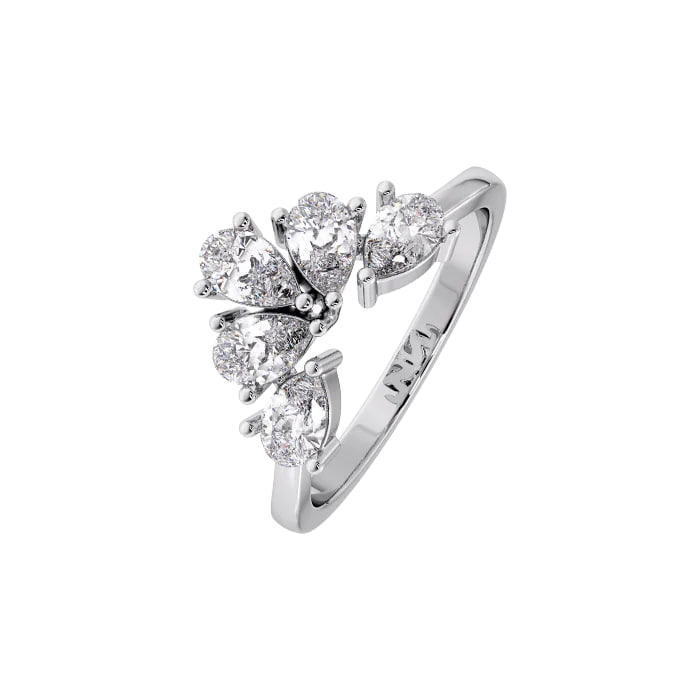 Luxe-Fashion Diamond Ring in 18K White Gold