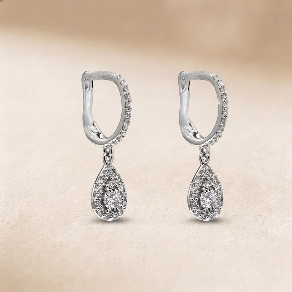 Hoops Earring in 18K White Gold