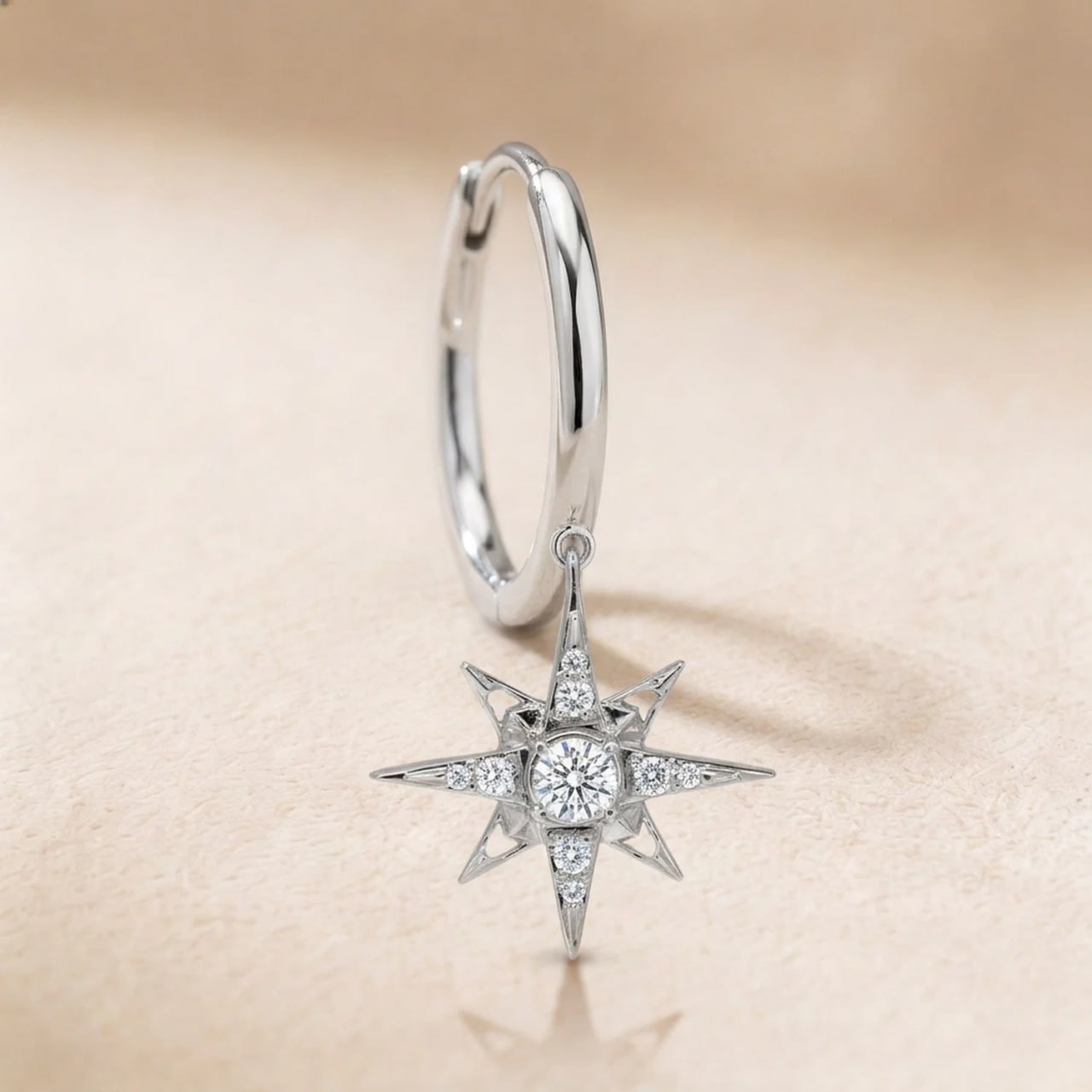 Diamond Earring in 18K White Gold