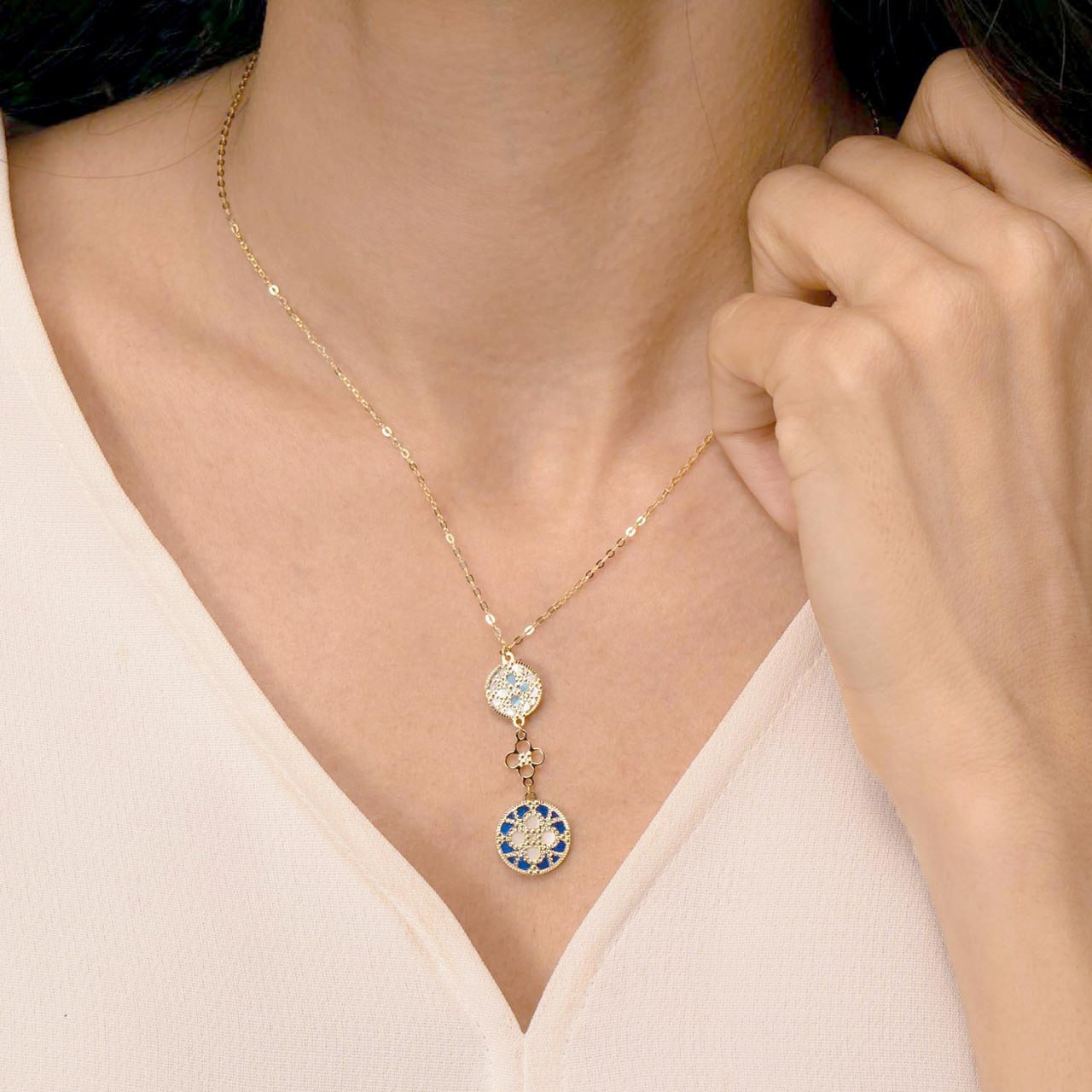 Istanbul Mother Of Pearl Reversible Necklace in 18K Yellow Gold